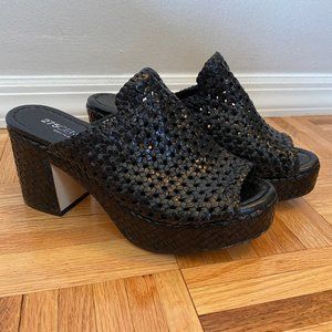 275 Central Parker Platform Sandals - black size 6